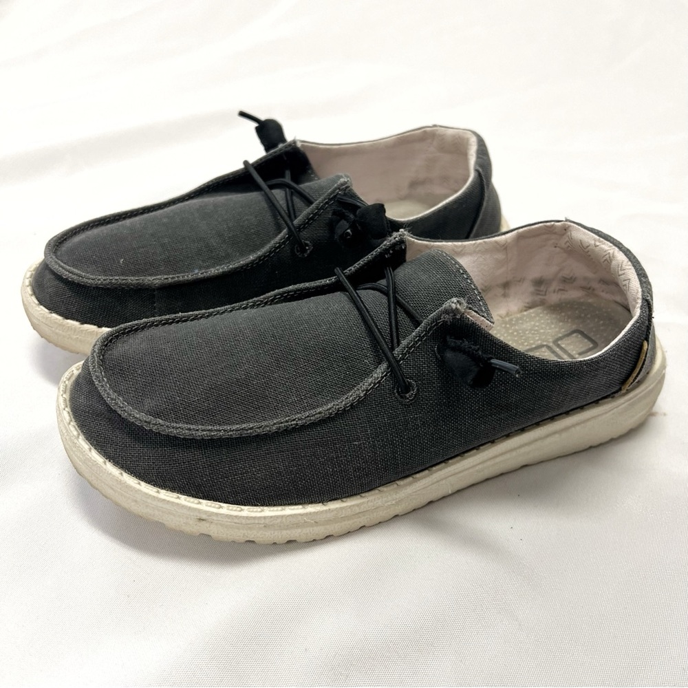 Hey Dude Wendy Chambray Off Black Slip On Loafers Size 7